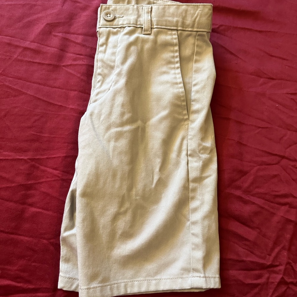 Boy’s IZOD khaki Shorts
